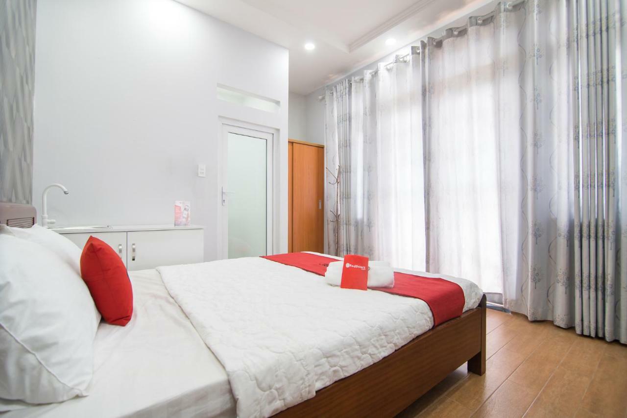Reddoorz Plus @ Huynh Tan Phat Ho Şi Min Dış mekan fotoğraf