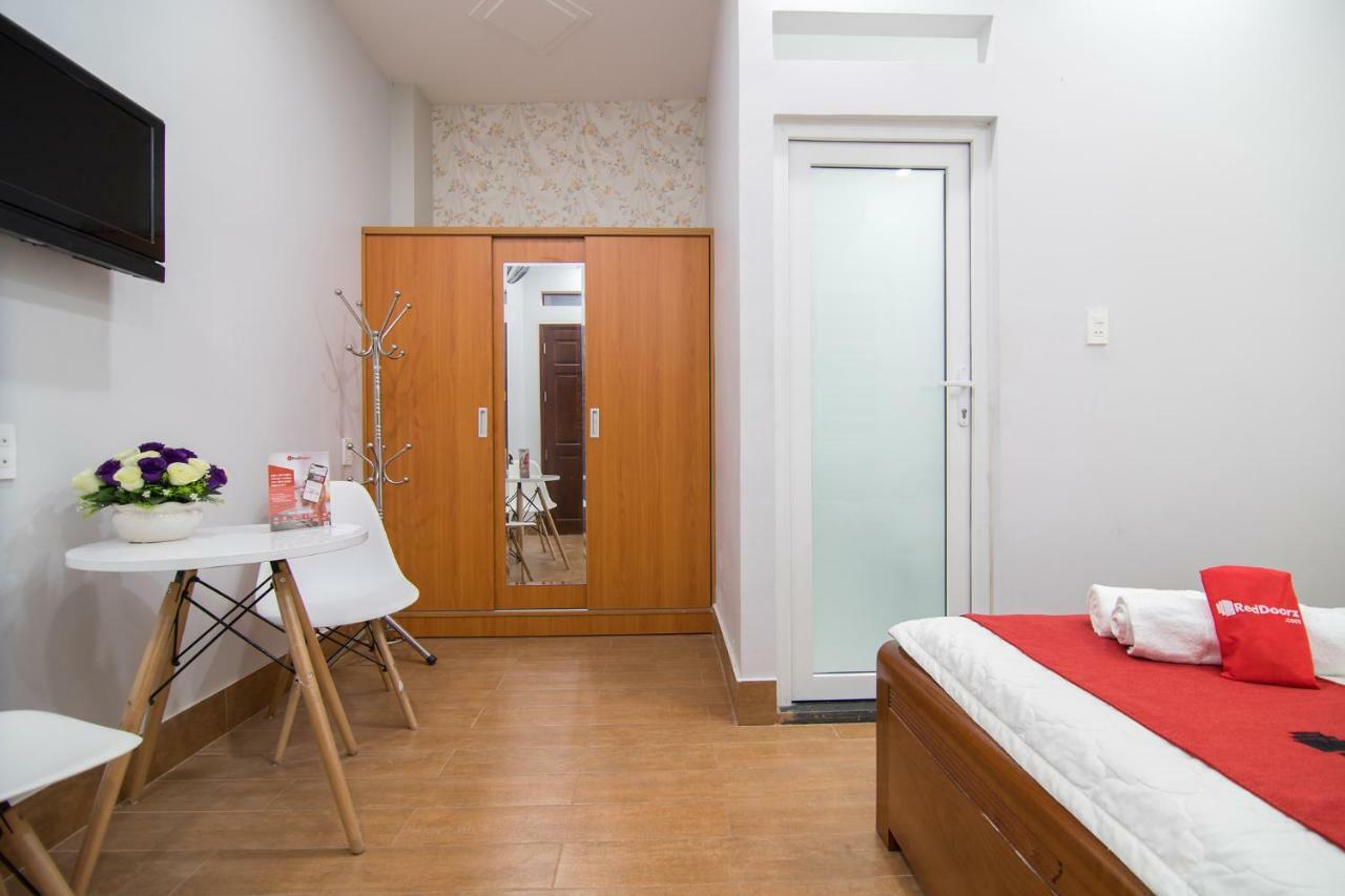 Reddoorz Plus @ Huynh Tan Phat Ho Şi Min Dış mekan fotoğraf